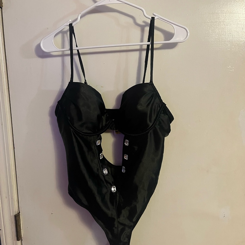 NWT BODYRAGE Chic Black Women's Bodysuit with Rhinestone Accents✨